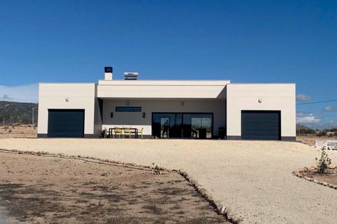 Villa i Pinoso, Alicante, Pinoso - € 436.000 | Ref: 748009 - foto 1