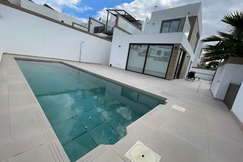 Villa a Benijofar, Alicante, Benijofar - € 440.000 | Ref: AG19142251 - foto 2