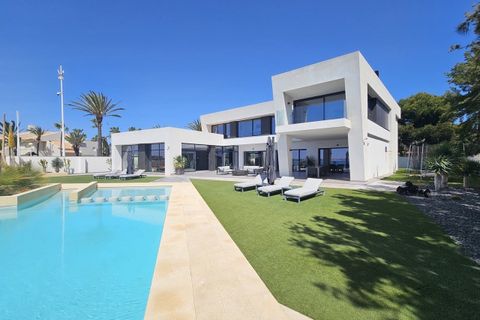 Villa a Cabo Roig, Alicante, Cabo Roig - € 4.750.000 | Ref: AG19MLSC9141787 - foto 2