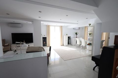 Villa i Cabo Roig, Alicante, Cabo Roig - € 990.000 | Ref: AG19MLSC7076139 - foto 10