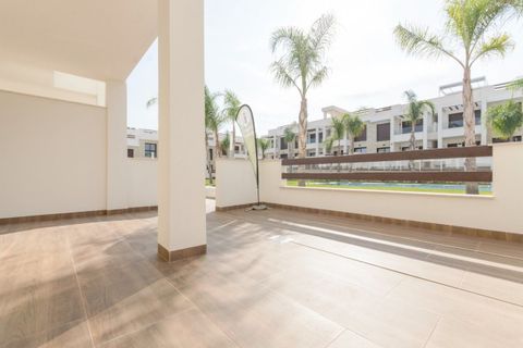 Bungalow i Torrevieja, Alicante, Torrevieja - € 290.000 | Ref: 747834 - foto 2