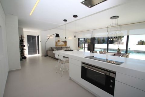 Villa i Orihuela Costa, Alicante, Orihuela Costa - € 1.195.000 | Ref: 747796 - foto 22