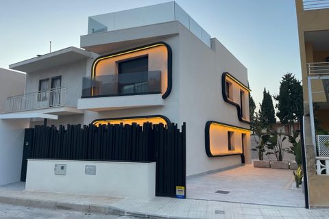 Villa i Torre de la Horadada, Alicante, Torre de la Horadada - € 649.000 | Ref: 727974 - foto 1