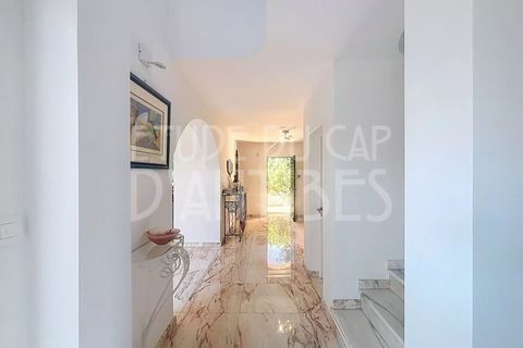 Villa i Antibes, Alpes-Maritimes, Antibes - € 5.900.000 | Ref: 86435184 - foto 10