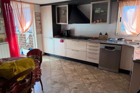 Villa a Carrara, Massa and Carrara, Carrara - € 720.000 | Ref: 107912 - foto 35
