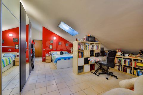 Leilighet i Bernareggio, Monza and Brianza, Bernareggio - € 258 000 | Ref: 3LOC.BERNAREGGIO-IZ258V - foto 19