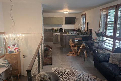 Duplex i Marseille, Bouches-du-Rhone, Marseille - € 395.000 | Ref: 3011441992 - foto 1