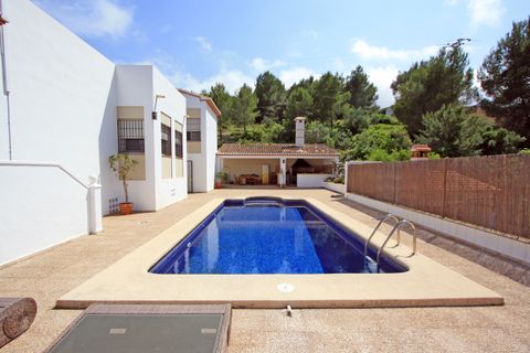 Villa i Denia, Alicante, Denia - € 1.060.000 | Ref: L01151 - foto 3
