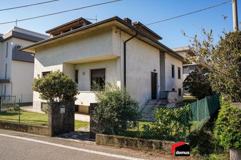 Villa i Thiene, Vicenza, Thiene - € 275.000 | Ref: C053 - foto 1
