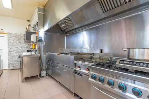 Erhvervsejendom i Carnaxide, Lisbon, Carnaxide - € 39.800 | Ref: 1649-01773 - foto 5