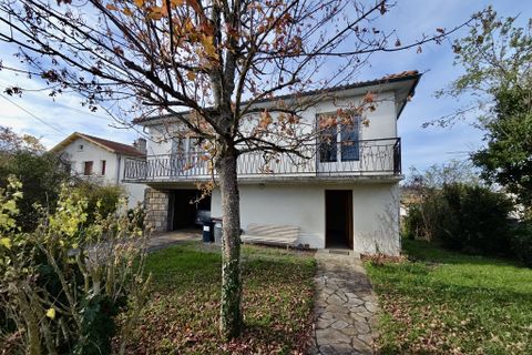Villa i Brioude, Haute-Loire, Brioude - € 130.000 | Ref: V10000367 - foto 1
