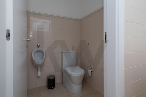 Erhvervsejendom i Carnaxide, Lisbon, Carnaxide - € 515.000 | Ref: KWPT-024133 - foto 13