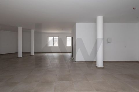 Erhvervsejendom i Carnaxide, Lisbon, Carnaxide - € 515.000 | Ref: KWPT-024133 - foto 17