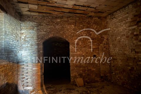 Erhvervsejendom i Cossignano, Ascoli Piceno, Cossignano - € 150.000 | Ref: 253 - foto 22