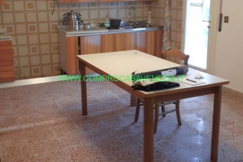 Villa i Casier, Treviso, Casier - € 310.000 | Ref: RC510U - foto 4