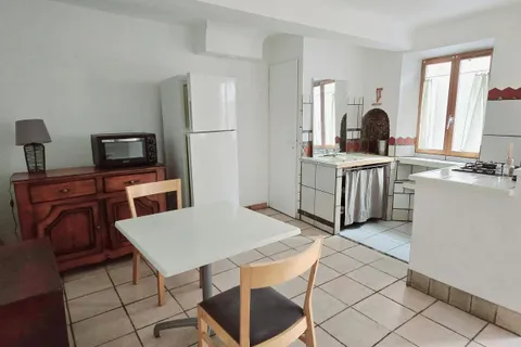 Landsbyhus i Valensole, Alpes-de-Haute-Provence, Valensole - € 80.000 | Ref: 419 - foto 1