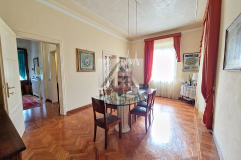 Villa i Lucca, Lucca, Lucca - € 690.000 | Ref: 6401 - foto 2