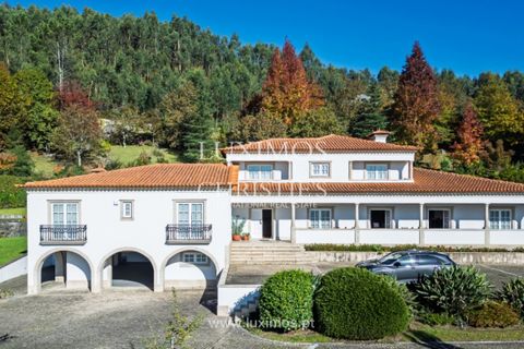 Villa i Guimaraes, Braga, Guimaraes - € 1.375.000 | Ref: LS05539 - foto 3