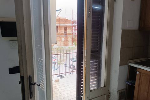 Villa i Pontedera, Pisa, Pontedera - € 59.000 | Ref: DV2025170 - foto 4