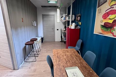 L'establiment comercial a Abbiategrasso, Milan, Abbiategrasso - € 2.700/mes | Ref: 303676 - foto 10