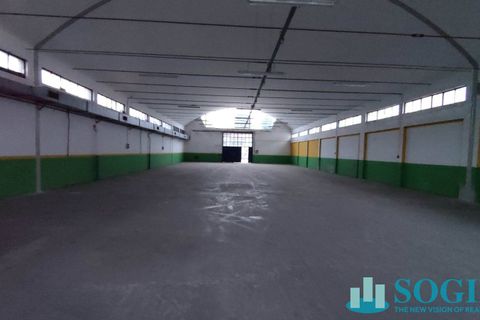 L'establiment comercial a Abbiategrasso, Milan, Abbiategrasso - € 2.700/mes | Ref: 303676 - foto 36