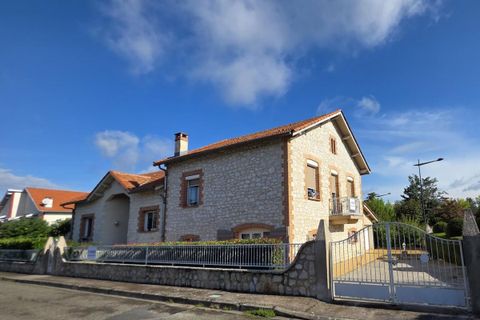 Byhus i Caussade, Tarn-et-Garonne, Caussade - € 349.000 | Ref: 1654D9A11829457B - foto 1
