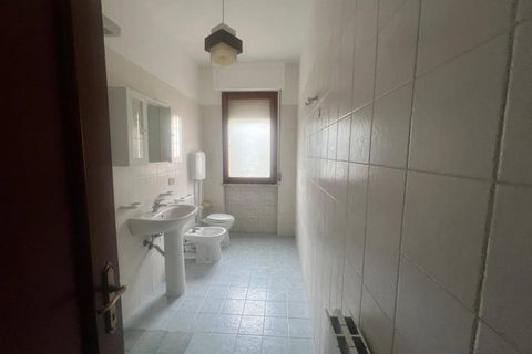 Apartament a Pisa, Pisa, Pisa - € 770/mes | Ref: 2016074 - foto 11