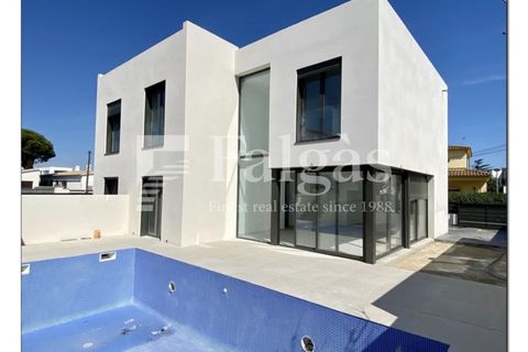 Villa i Requesens, Gerona, Requesens - € 739.000 | Ref: 1305 - foto 1