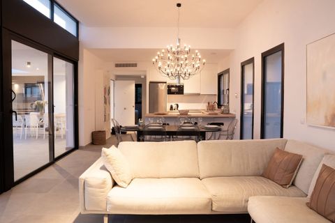 Villa a Estepona, Malaga, Estepona - € 995.000 | Ref: R5227441 - foto 7