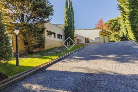 Villa - Torrelodones, Madrid, Torrelodones - € 1 690 000 | Réf : POZ64472 - photo 8