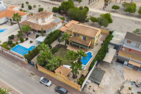 Villa i La Marina, Alicante, La Marina - € 620.000 | Ref: NS1732 - foto 1