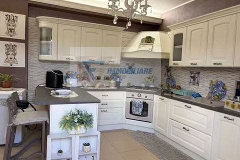 Apartament a Melilli, Siracusa, Melilli - € 140.000 | Ref: RIF. BEL TRIV 60 - foto 16