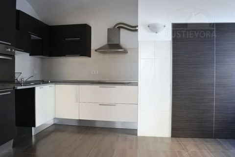 Villa a Evora, Evora, Evora - € 900/mes | Ref: 1813 - foto 9