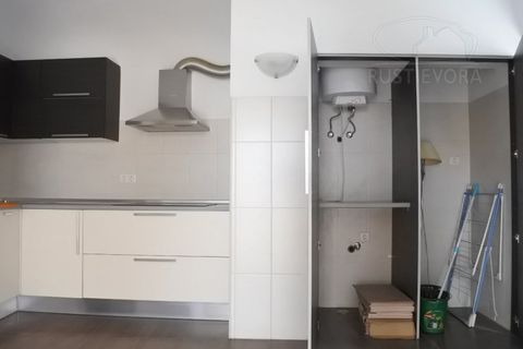 Villa a Evora, Evora, Evora - € 900/mes | Ref: 1813 - foto 10