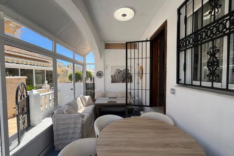 Bungalow i Punta Prima, Alicante, Punta Prima - € 209 999 | Ref: R11775D - foto 3