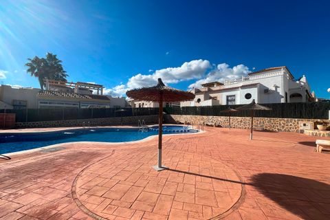 Bungalow i Punta Prima, Alicante, Punta Prima - € 209 999 | Ref: R11775D - foto 12