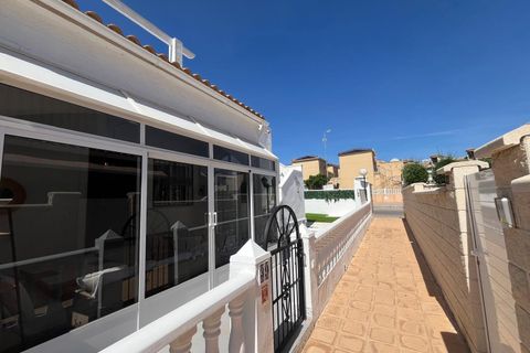 Bungalow i Punta Prima, Alicante, Punta Prima - € 209 999 | Ref: R11775D - foto 15