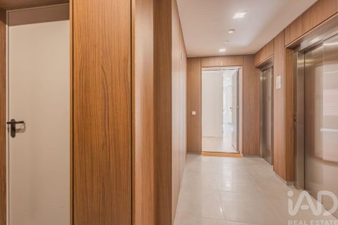 Lejlighed i Amadora, Lisbon, Amadora - € 480.000 | Ref: 152938 - foto 24