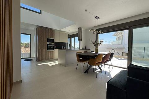 Villa i Finestrat, Alicante, Finestrat - € 899.000 | Ref: LUX5577 - foto 2