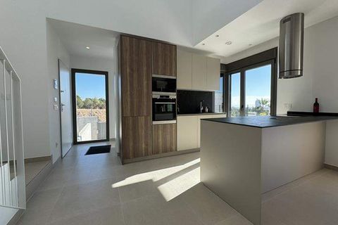 Villa i Finestrat, Alicante, Finestrat - € 899.000 | Ref: LUX5577 - foto 3