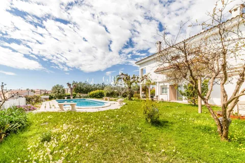 Villa i Vilanova I La Geltru, Barcelona - foto 2