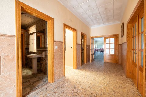 Villa i Monovar, Alicante, Monovar - € 379.000 | Ref: 03b63244-aaa2-4db2-b - foto 33