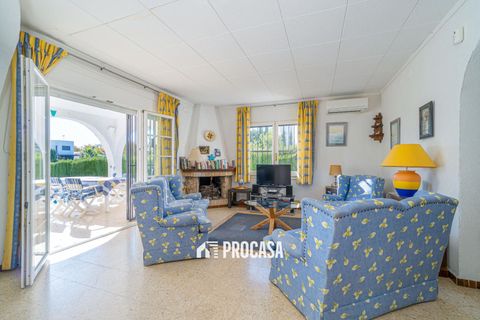 Villa a Empuriabrava, Gerona, Empuriabrava - € 890.000 | Ref: 4055 - foto 11