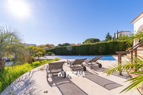 Villa a Empuriabrava, Gerona, Empuriabrava - € 890.000 | Ref: 4055 - foto 47