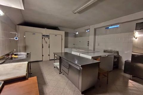 Erhvervsejendom i Roccabruna, Cuneo, Roccabruna - € 750.000 | Ref: RBN001 - foto 25