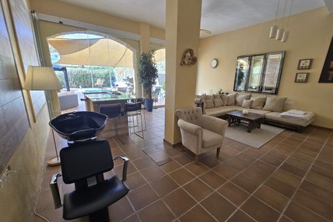 Villa i Calahonda, Malaga, Calahonda - € 699.000 | Ref: R5218183 - foto 17