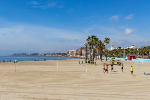 Villa a Torrevieja, Alicante, Torrevieja - € 199.999 | Ref: mks4810 - foto 25