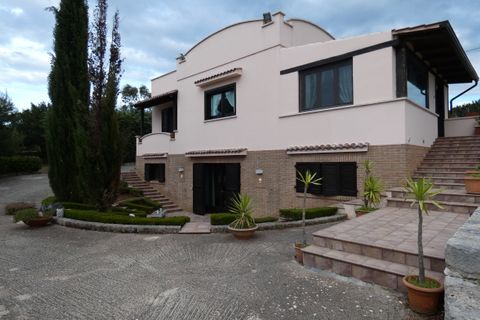 Villa i Ostuni, Brindisi, Ostuni - € 600.000 | Ref: R 446 - foto 2
