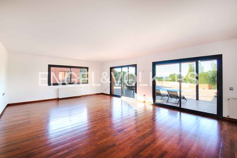 Villa a Peralada, Gerona, Peralada - € 1.700.000 | Ref: W-047EVJ - foto 12
