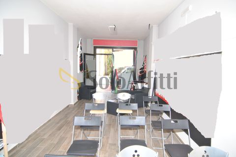 L'establiment comercial a Pontedera, Pisa, Pontedera - € 500/mes | Ref: F4034 - foto 6